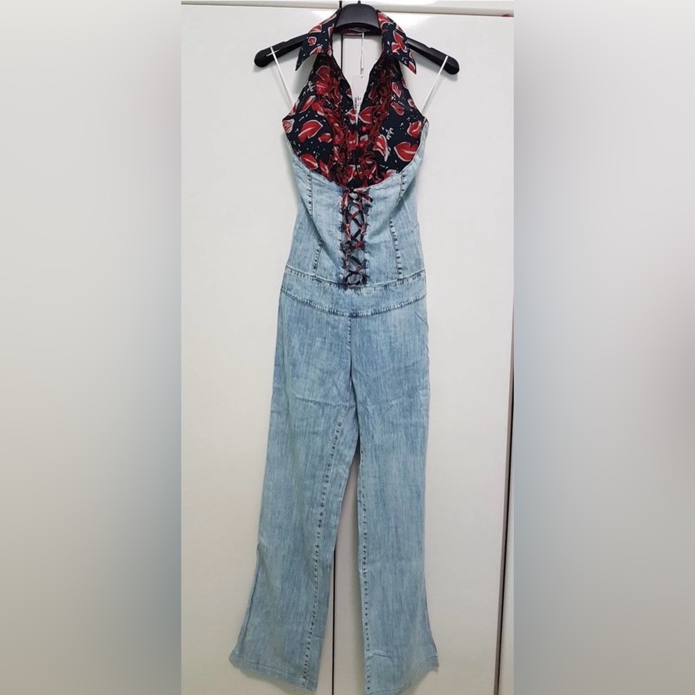 ICE CUBE Red and Blue Denim
Jumpsuit, Petite Woman, size 38 EU ,10
UK, 6 US